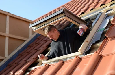Pose de fenêtres de toit Velux à Ligné